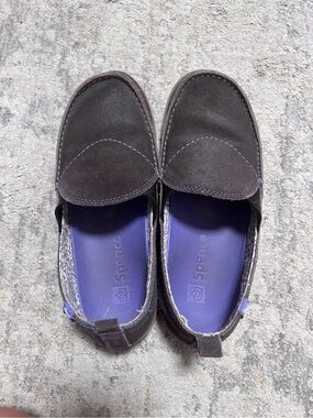 Spenco Slip-On Loafers in Dark Brown with Purple Insole